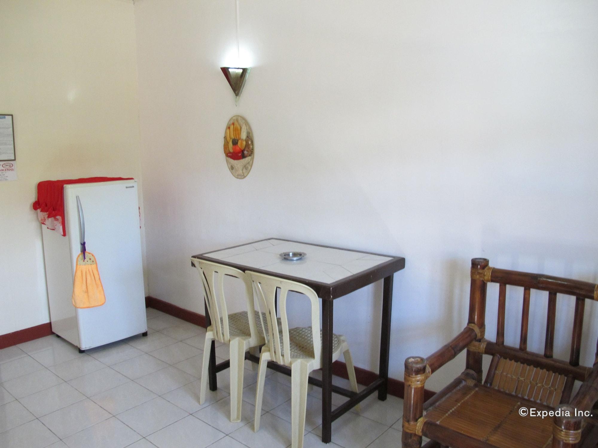 Seashore Beach Resort Puerto Galera Dış mekan fotoğraf