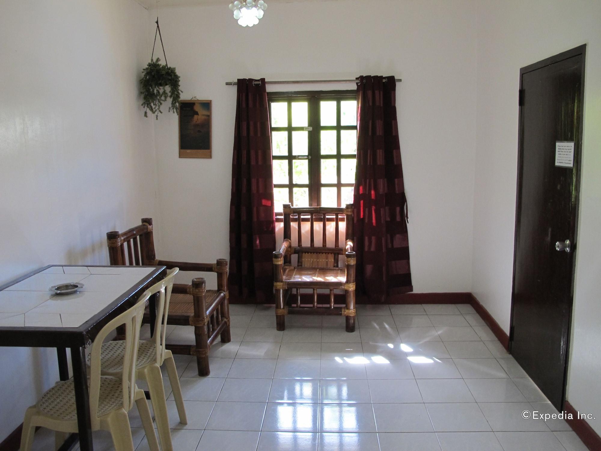 Seashore Beach Resort Puerto Galera Dış mekan fotoğraf
