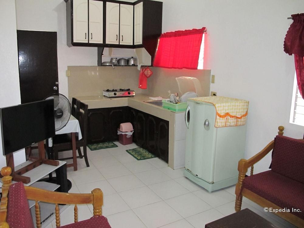 Seashore Beach Resort Puerto Galera Dış mekan fotoğraf