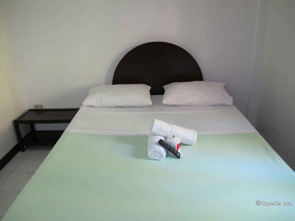 Seashore Beach Resort Puerto Galera Dış mekan fotoğraf